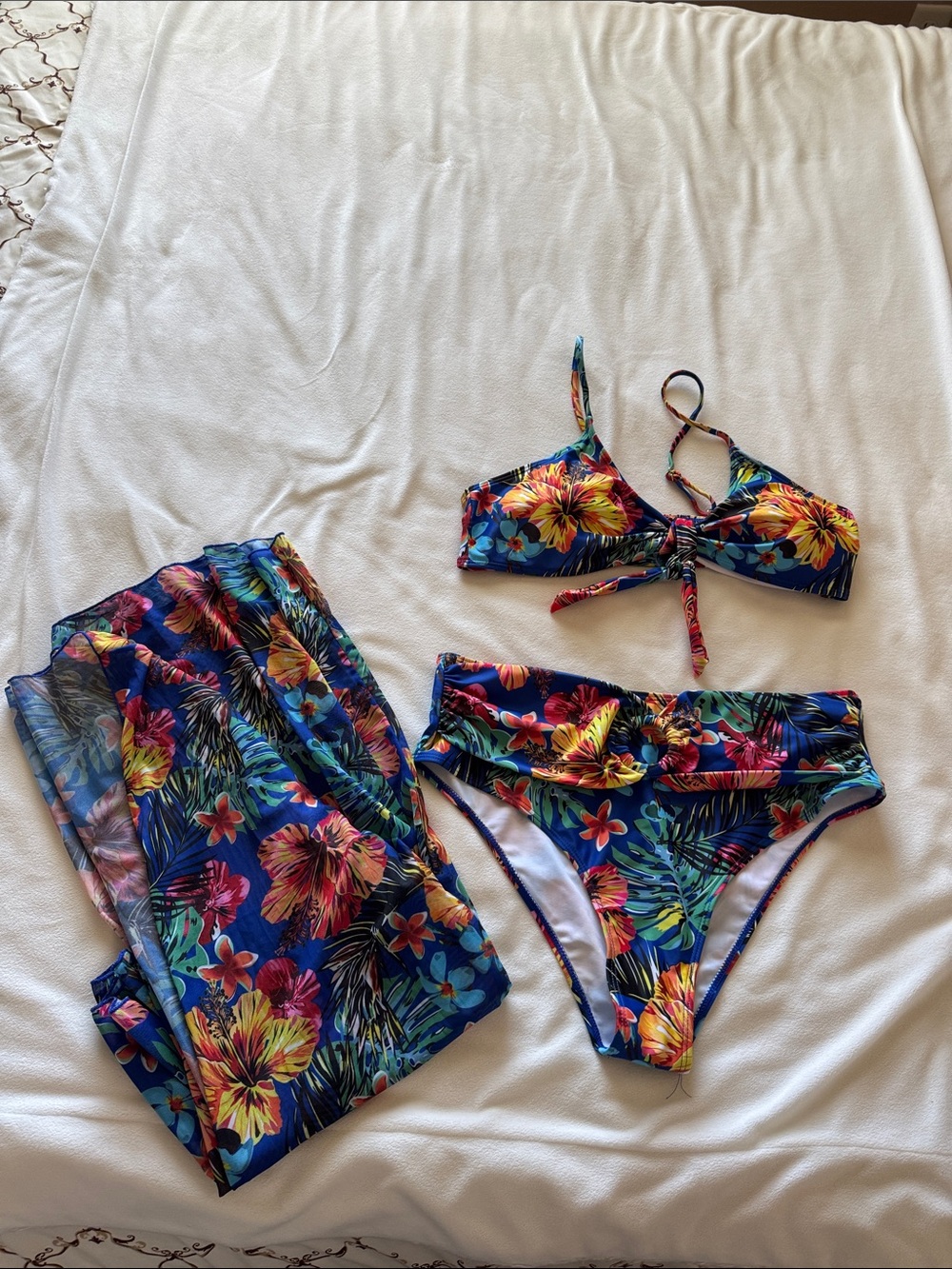 Women’s Blue Tropical Floral Bikini Set with Cover-Up